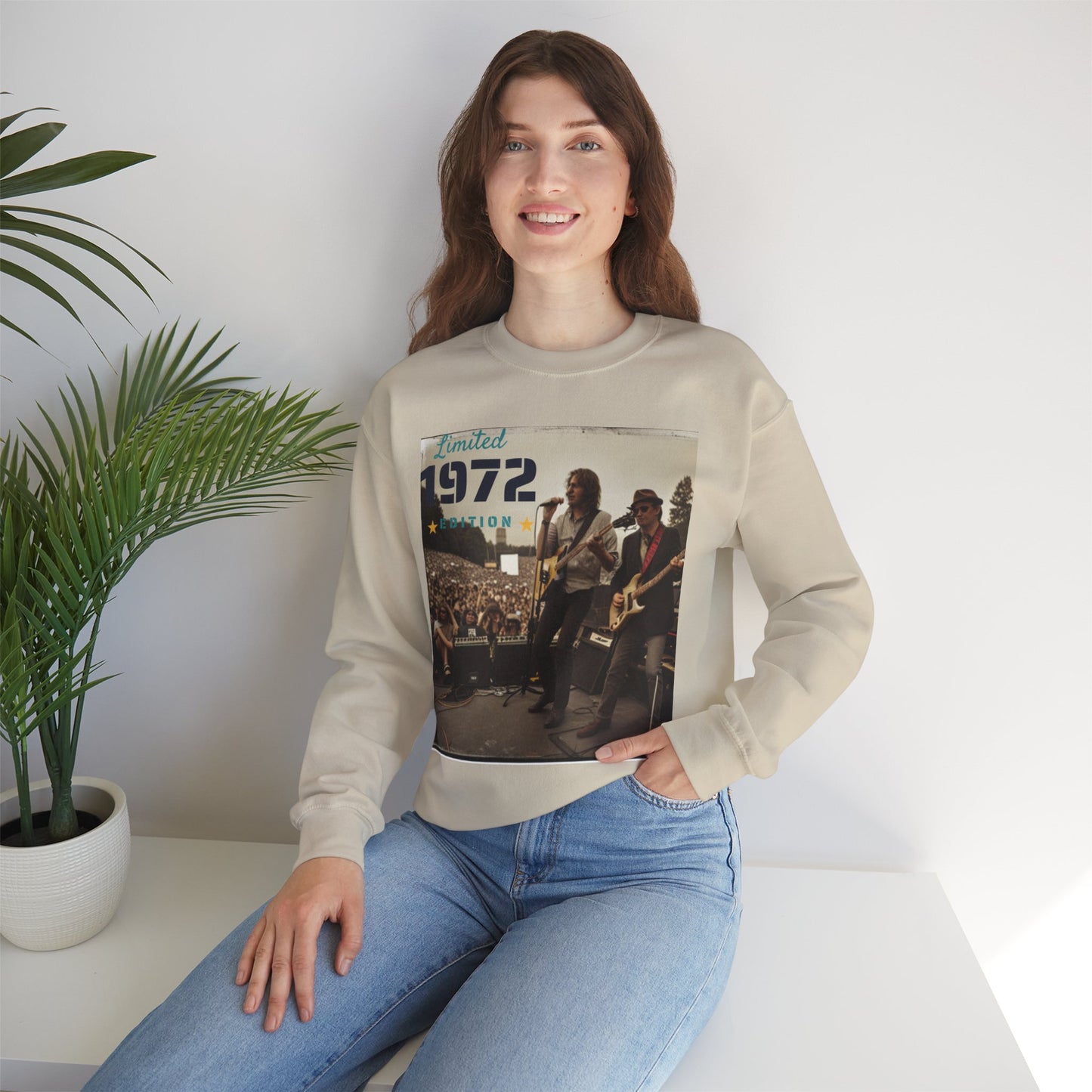 "Vintage 1972 Live" Retro Concert Unisex Heavy Blend Crewneck Sweatshirt – Cozy Comfort for Colder Months