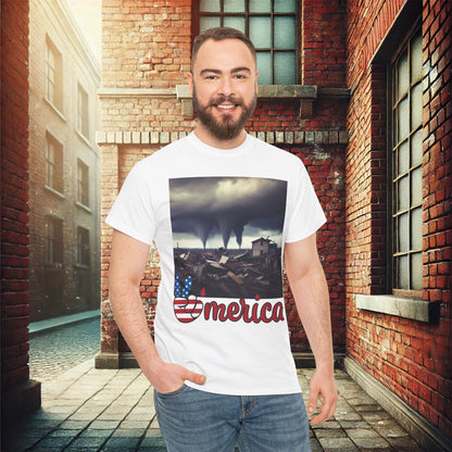 Tornado America Camiseta unisex de algodón pesado